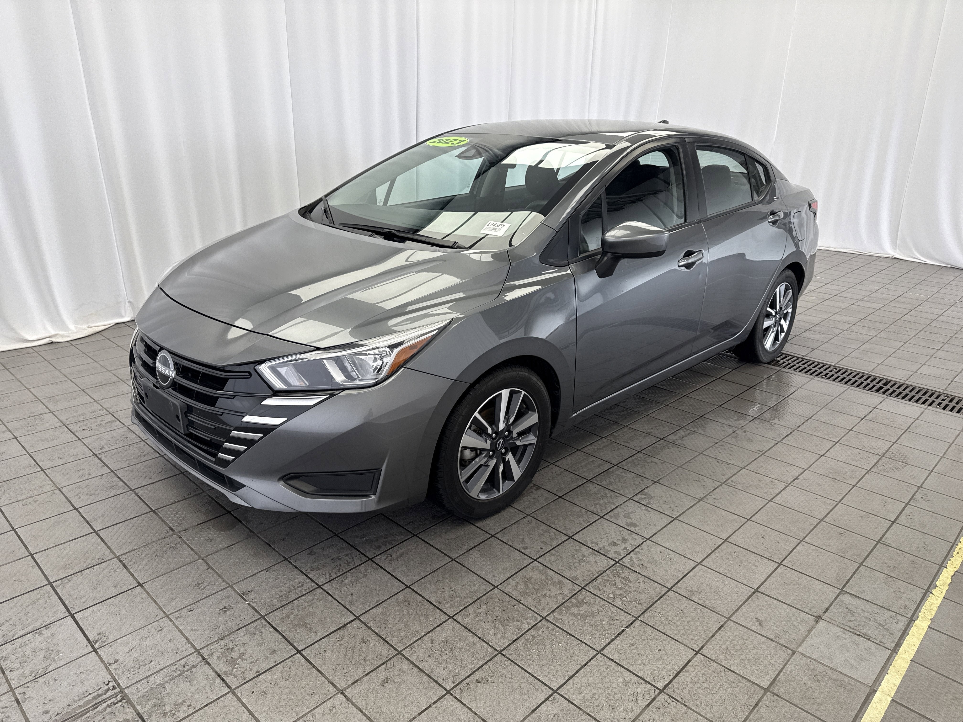 2023 Nissan Versa SV