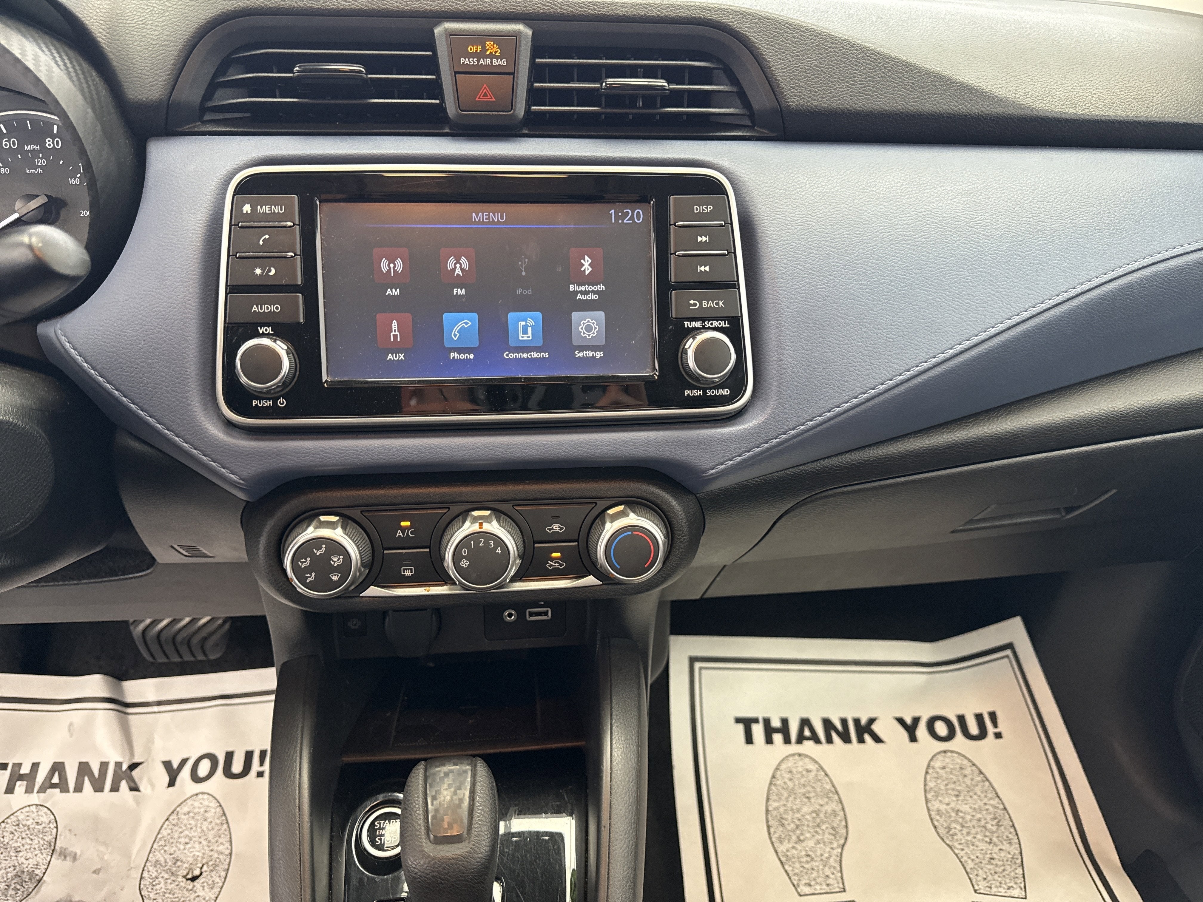 2023 Nissan Versa SV