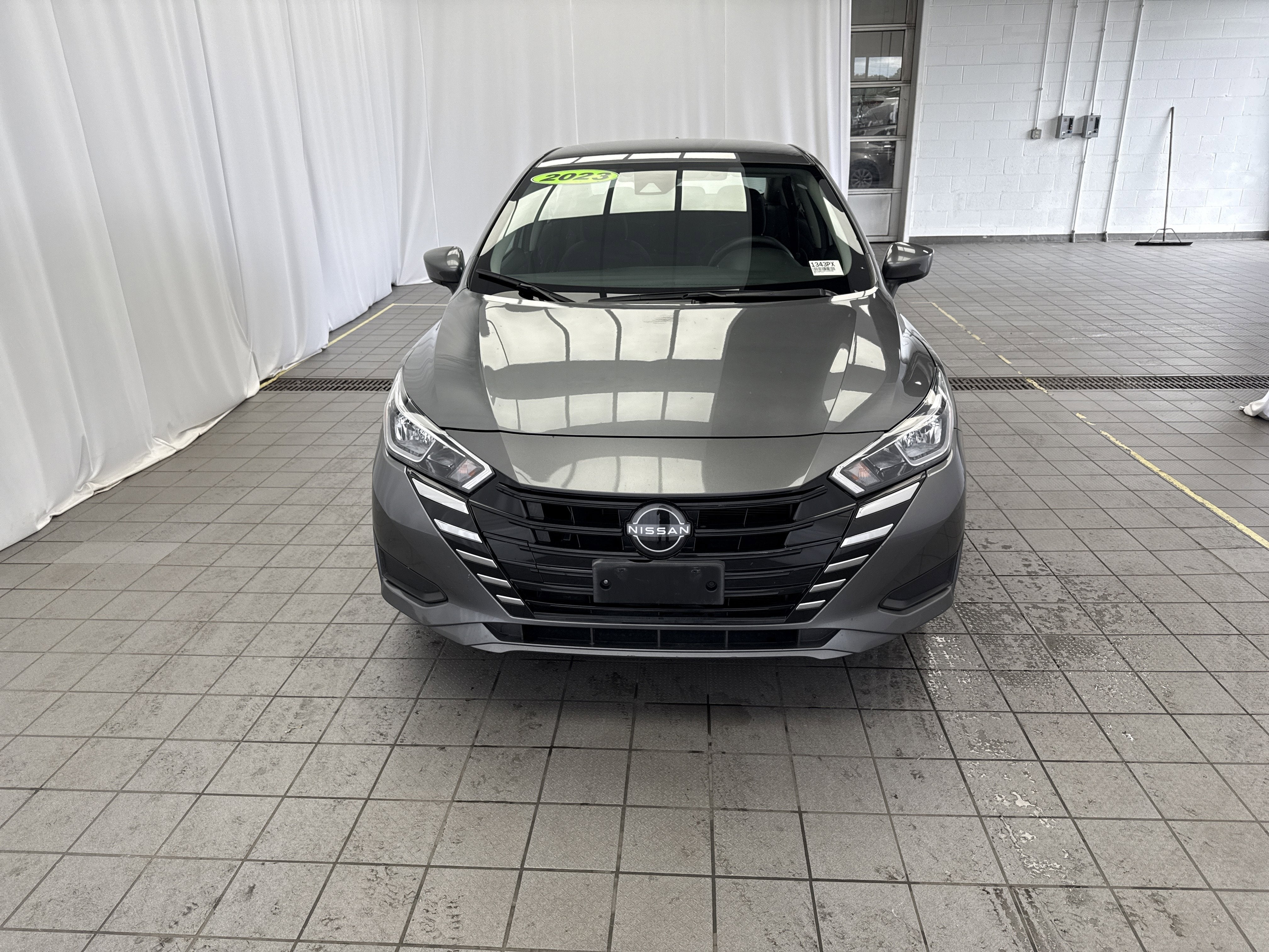 2023 Nissan Versa SV