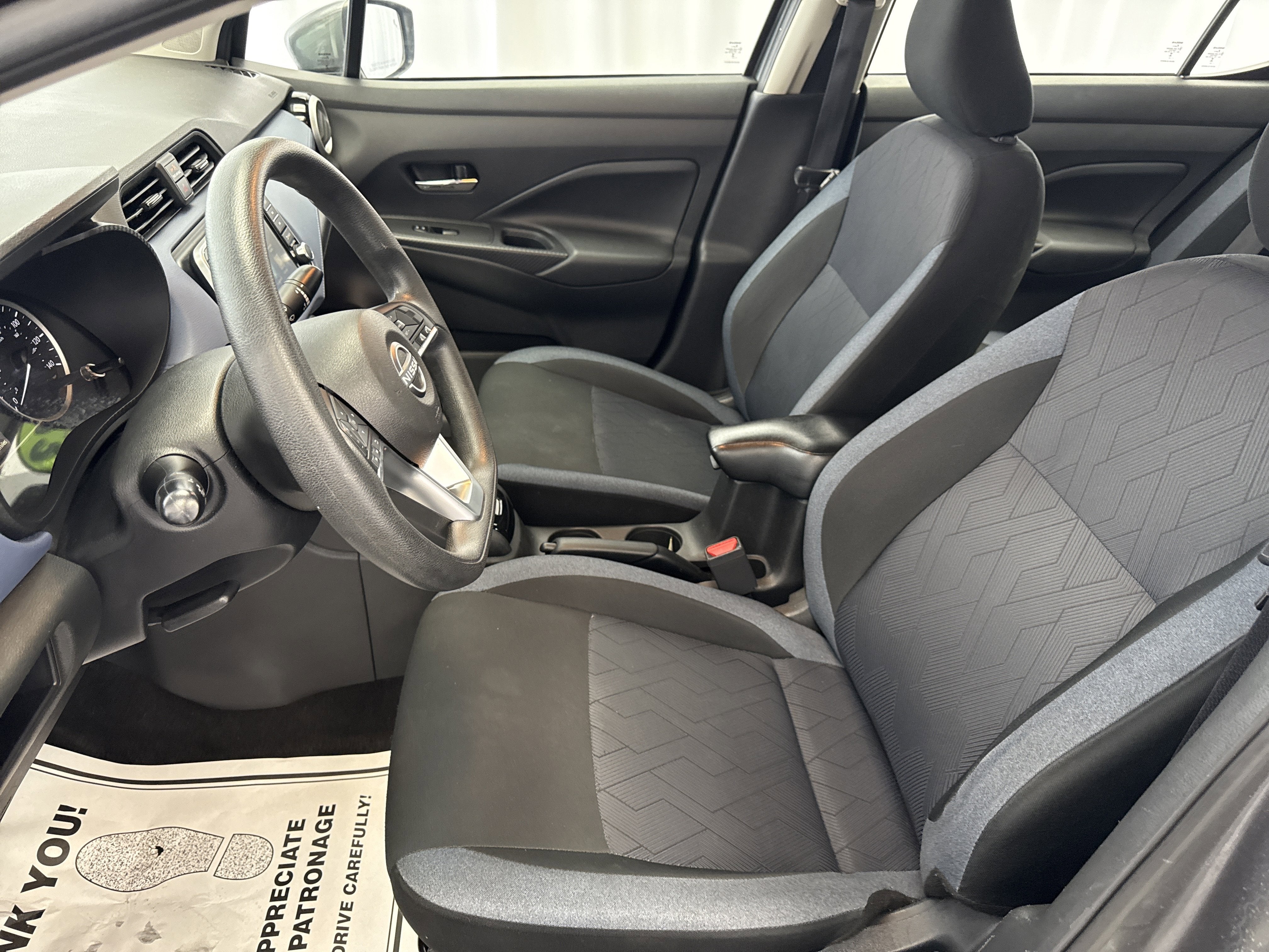 2023 Nissan Versa SV