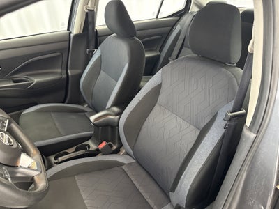 2023 Nissan Versa SV