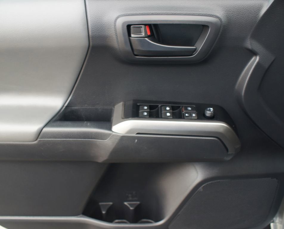 2023 Toyota Tacoma 2WD SR5