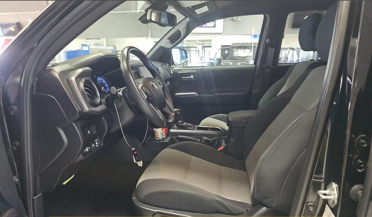 2022 Toyota Tacoma 2WD TRD Off Road