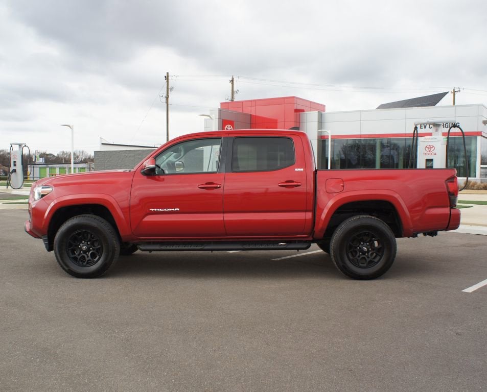 2022 Toyota Tacoma 2WD SR5