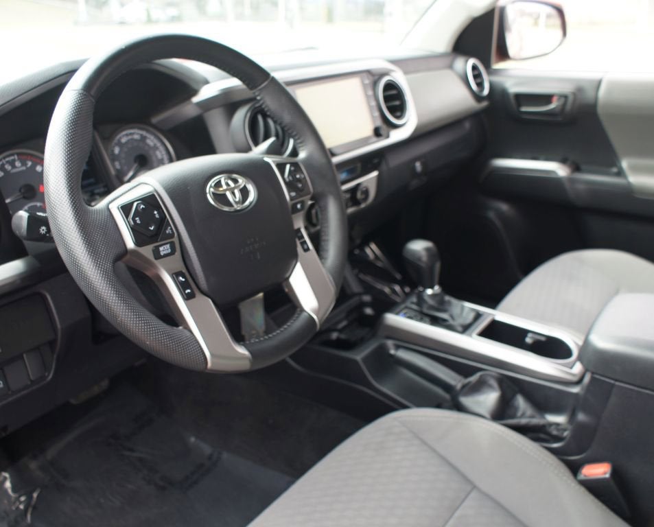 2022 Toyota Tacoma 2WD SR5