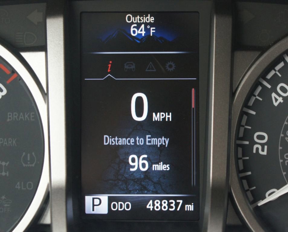 2022 Toyota Tacoma 2WD SR5