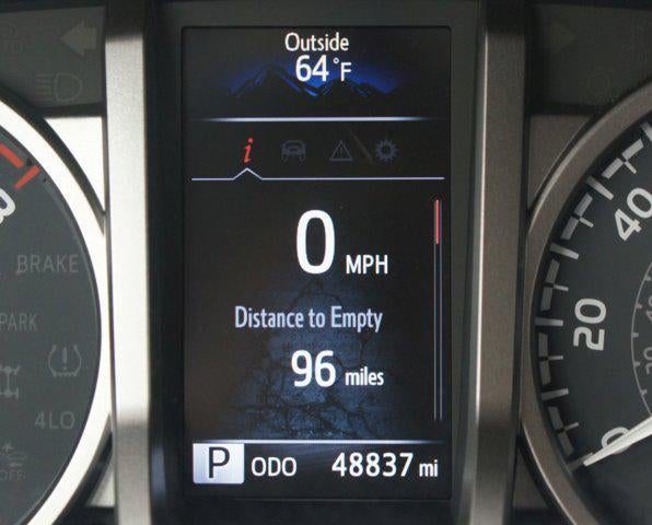 2022 Toyota Tacoma 2WD SR5