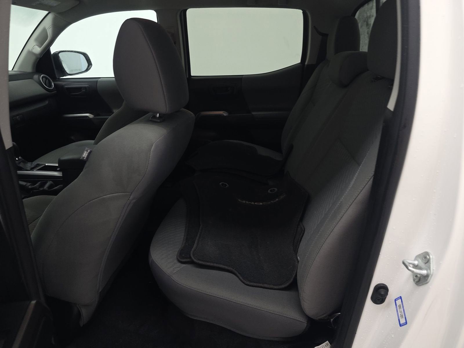 2022 Toyota Tacoma 2WD SR5