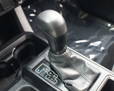 2022 Toyota Tacoma 4WD SR