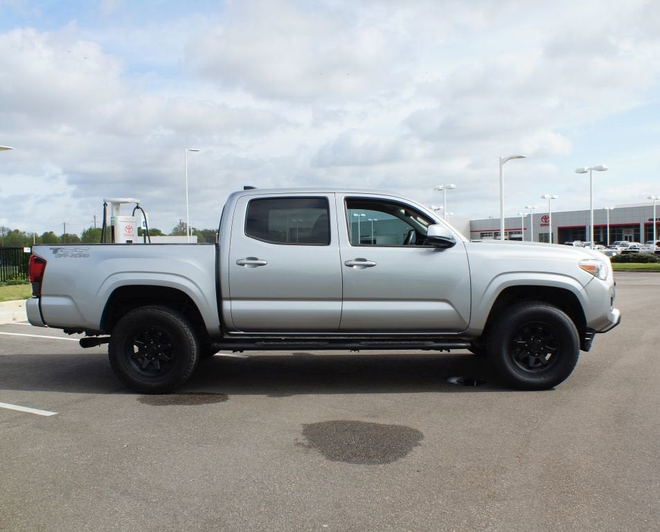2022 Toyota Tacoma 4WD SR