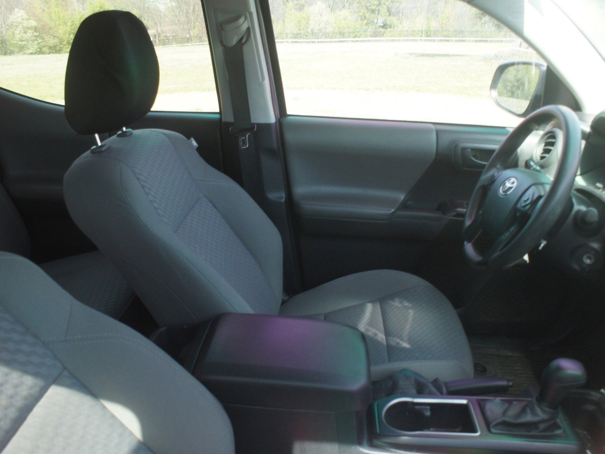 2022 Toyota Tacoma 4WD SR