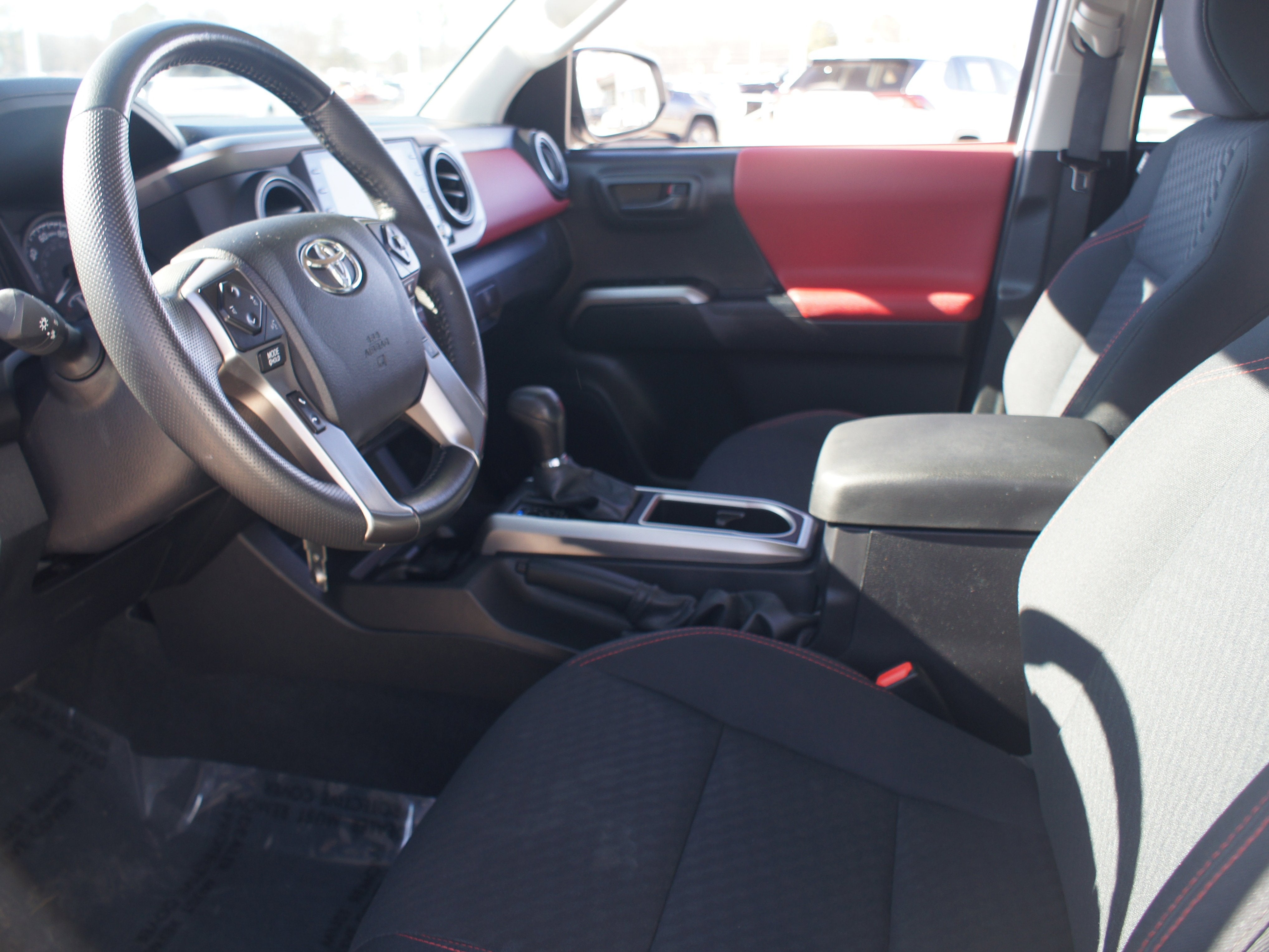 2022 Toyota Tacoma 4WD SR5