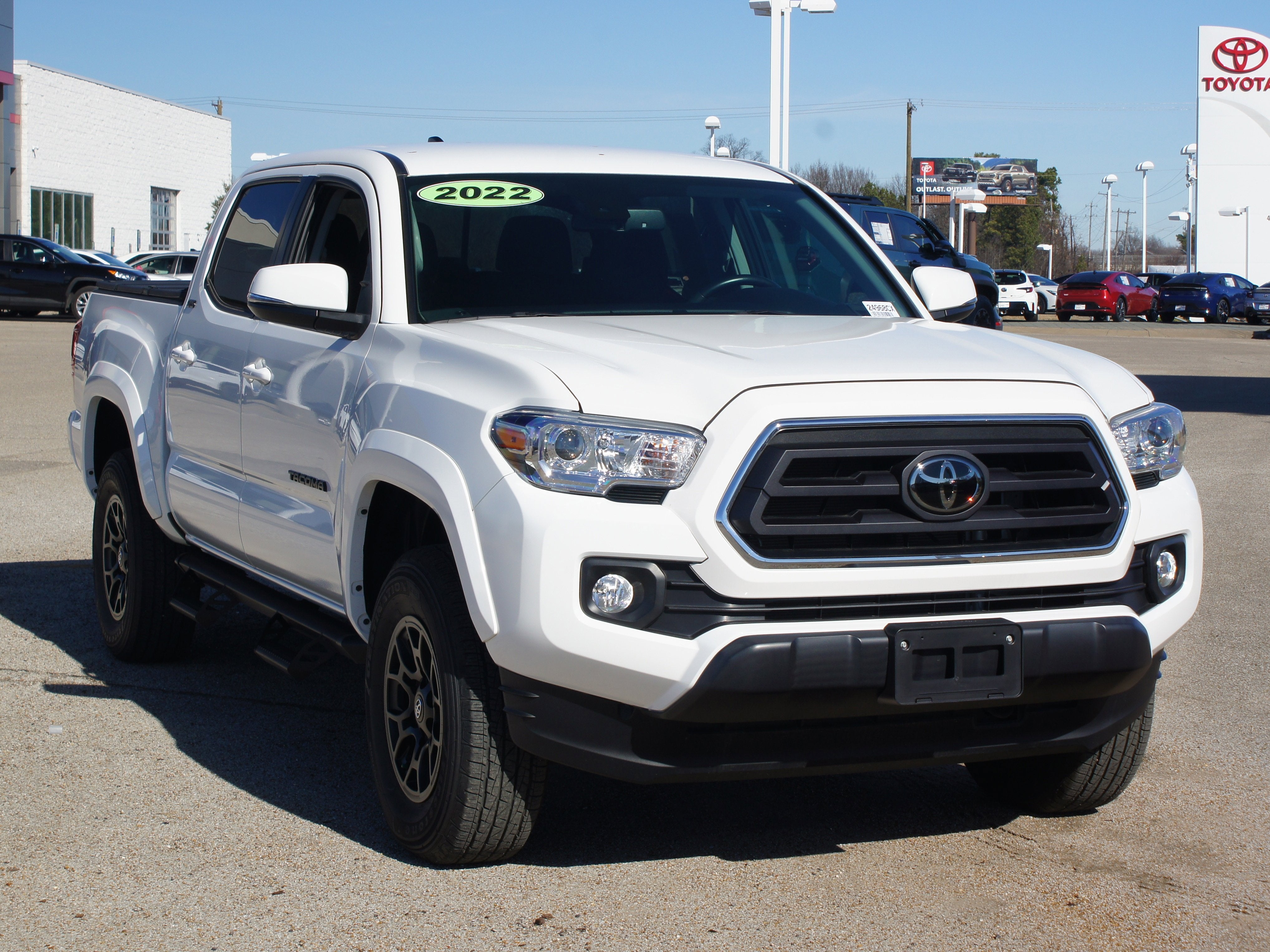 2022 Toyota Tacoma 4WD SR5