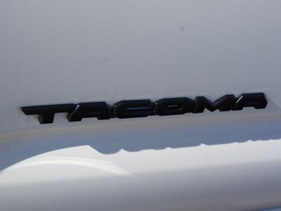 2022 Toyota Tacoma 4WD SR5