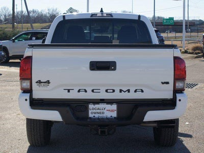 2022 Toyota Tacoma 4WD SR5