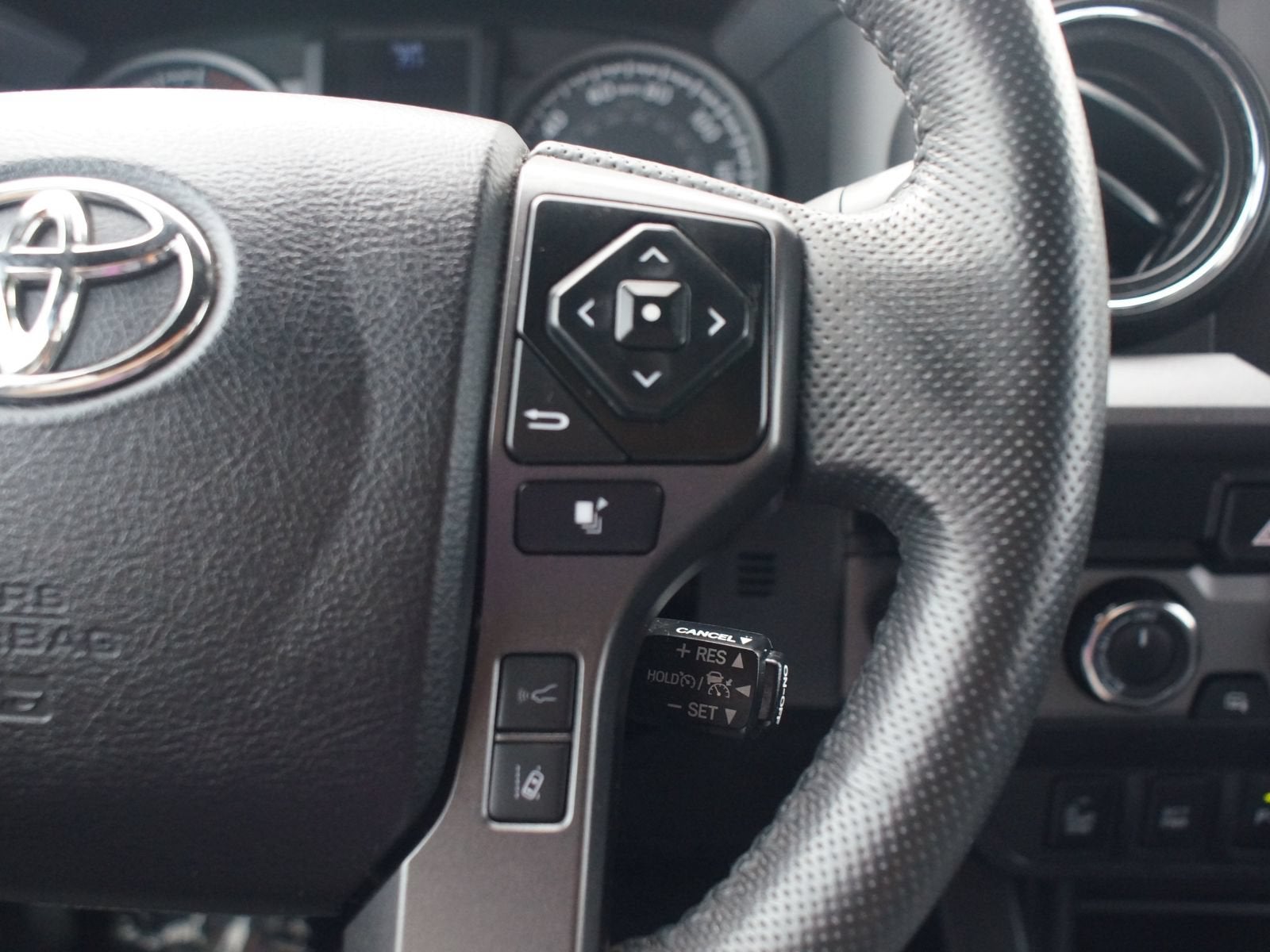 2022 Toyota Tacoma 4WD TRD Off Road