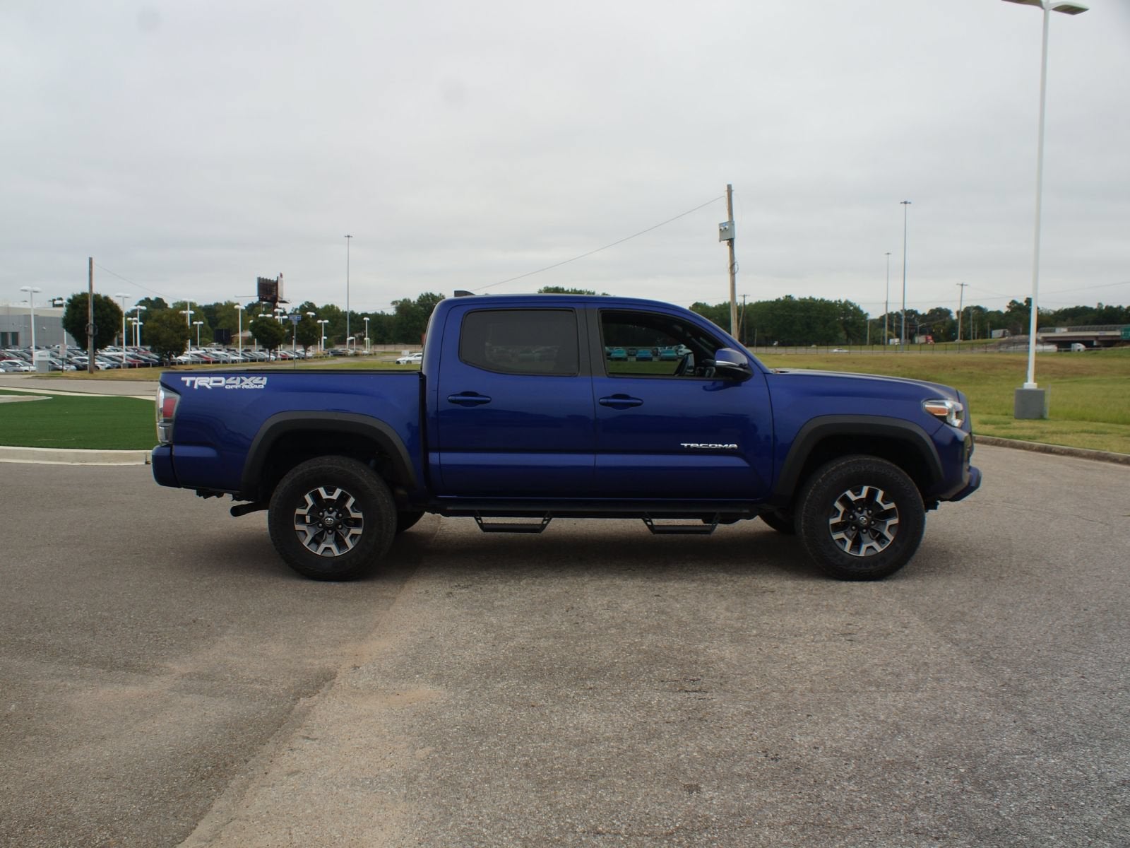 2022 Toyota Tacoma 4WD TRD Off Road