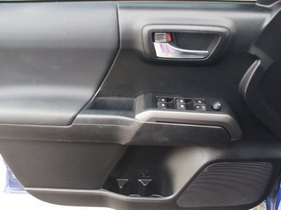 2022 Toyota Tacoma 4WD TRD Off Road