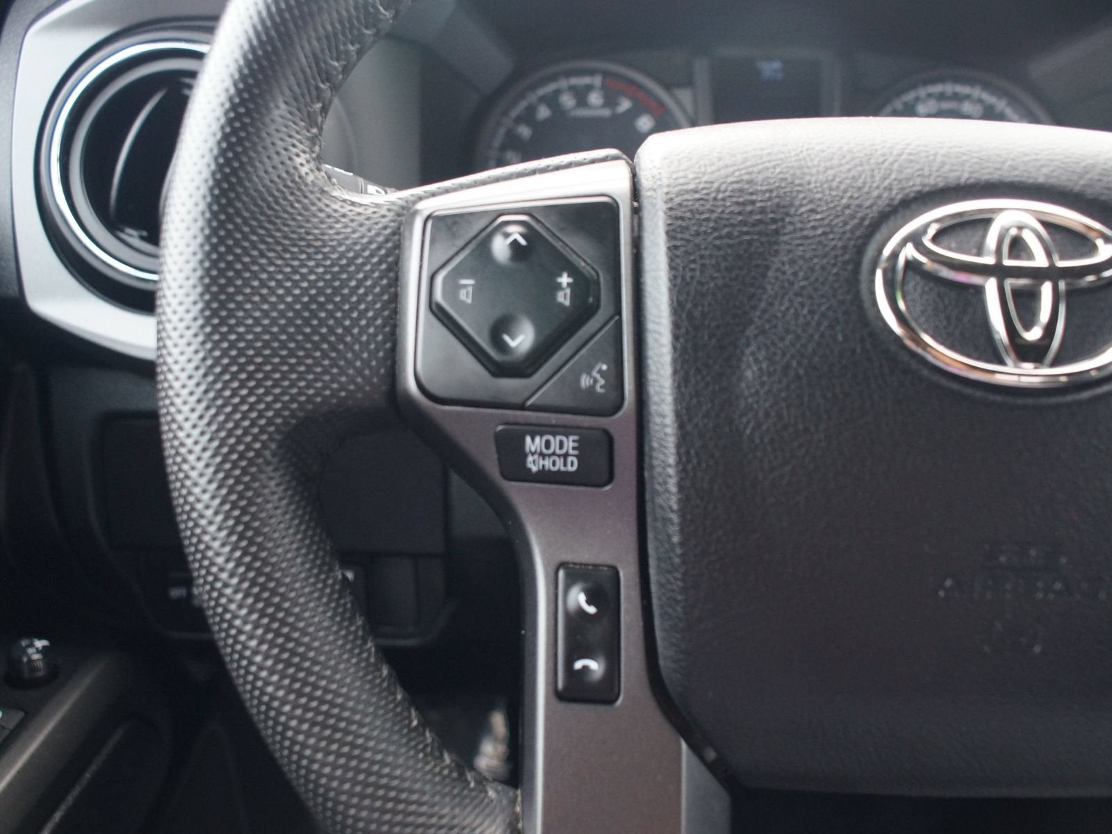 2022 Toyota Tacoma 4WD TRD Off Road