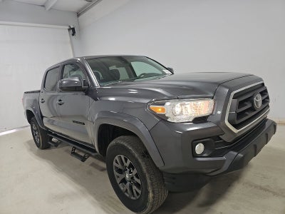 2022 Toyota Tacoma 4WD SR5