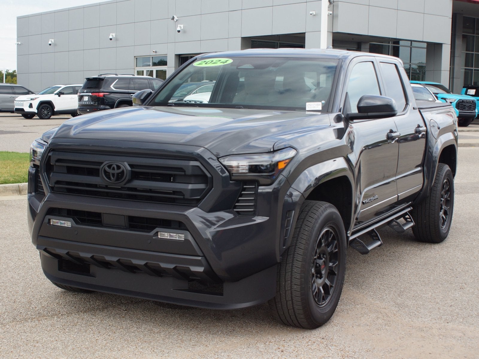 2024 Toyota Tacoma 4WD SR5