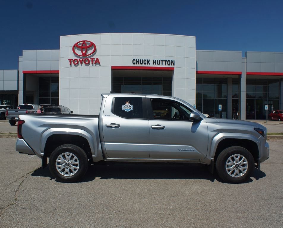 2026 Toyota Tacoma 4WD SR5