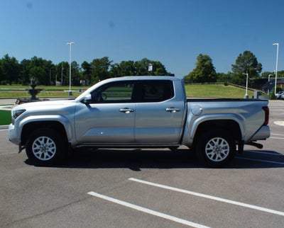 2026 Toyota Tacoma 4WD SR5