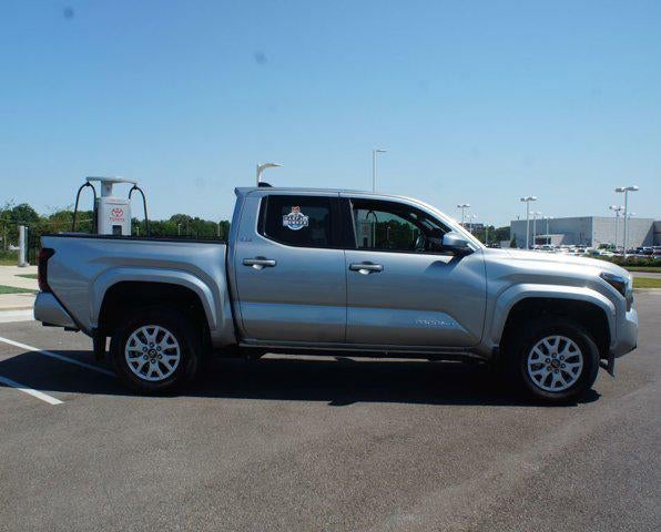 2026 Toyota Tacoma 4WD SR5