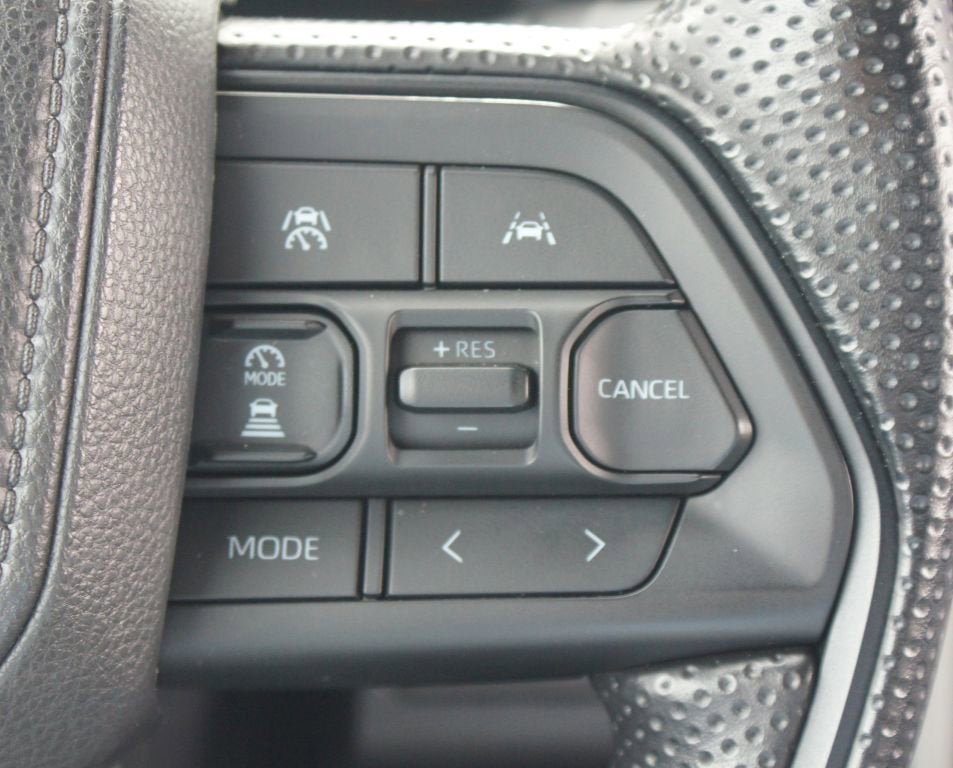 2025 Toyota Tacoma 4WD SR5