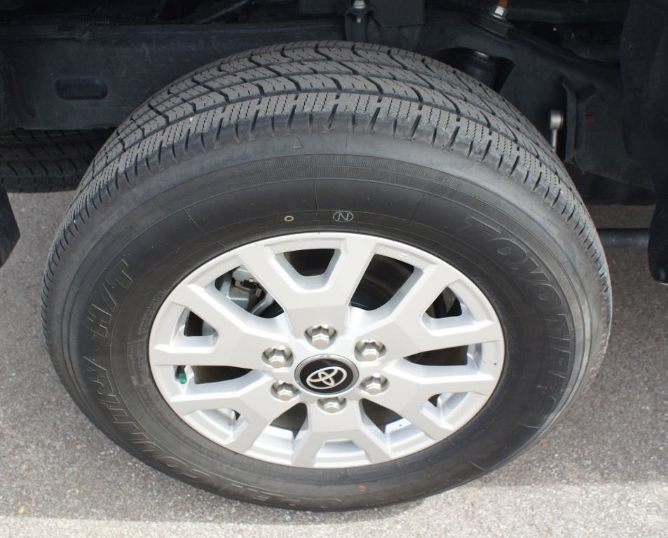 2025 Toyota Tacoma 4WD SR5