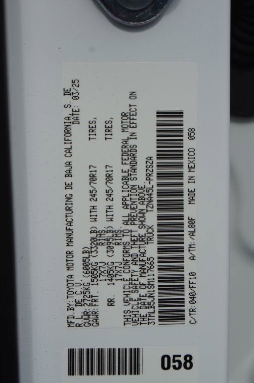 2025 Toyota Tacoma 4WD SR5