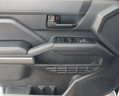 2025 Toyota Tacoma 4WD SR5