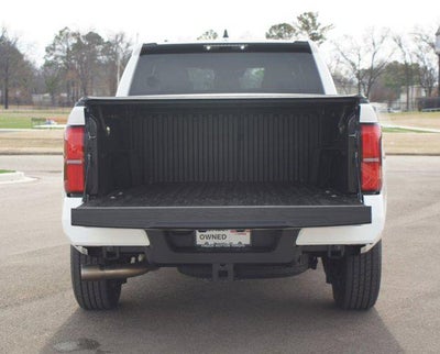 2025 Toyota Tacoma 4WD SR5