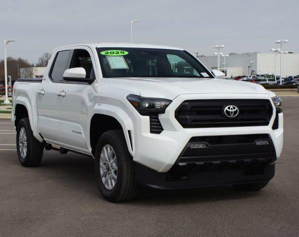 2025 Toyota Tacoma 4WD SR5