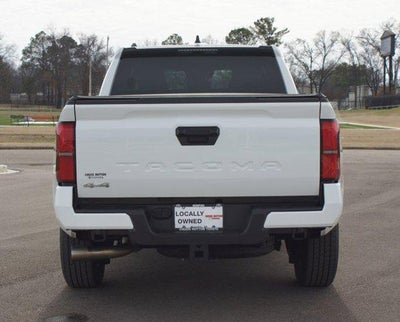 2025 Toyota Tacoma 4WD SR5