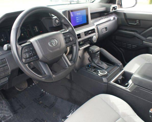 2025 Toyota Tacoma 4WD SR5