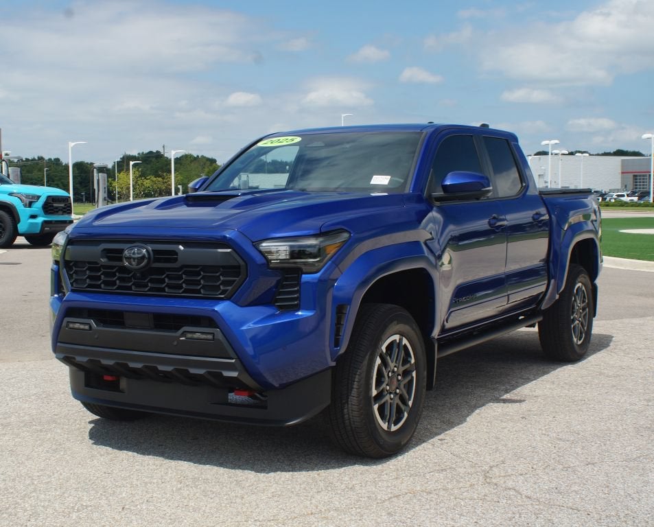 2025 Toyota Tacoma 4WD TRD Sport