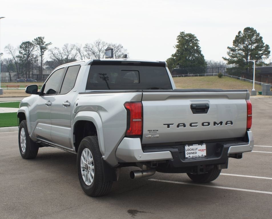 2024 Toyota Tacoma 4WD SR5