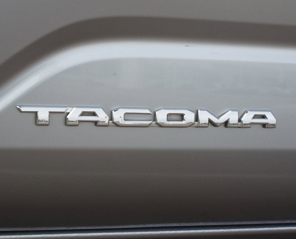 2024 Toyota Tacoma 4WD SR5