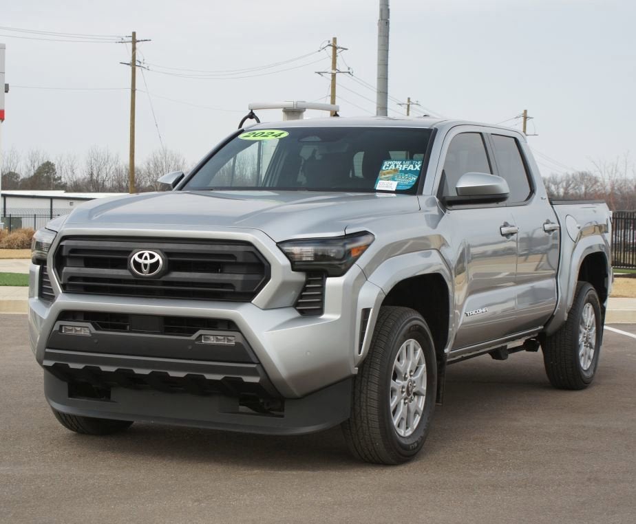 2024 Toyota Tacoma 4WD SR5