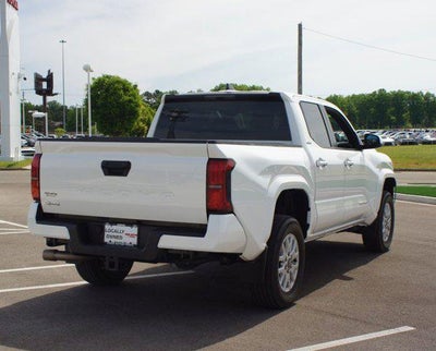 2024 Toyota Tacoma 4WD SR5