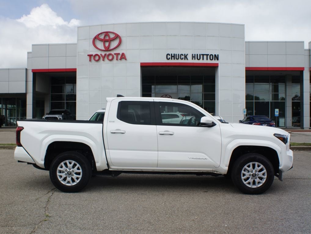 2025 Toyota Tacoma 4WD SR5