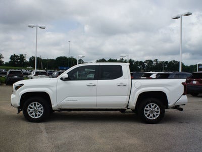 2025 Toyota Tacoma 4WD SR5