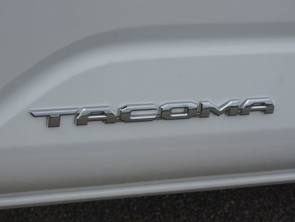2025 Toyota Tacoma 4WD SR5