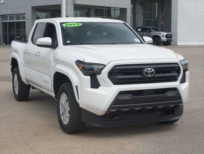 2025 Toyota Tacoma 4WD SR5
