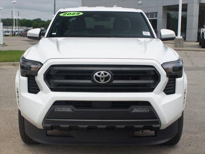 2025 Toyota Tacoma 4WD SR5