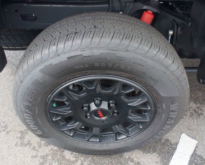 2025 Toyota Tacoma 4WD SR5