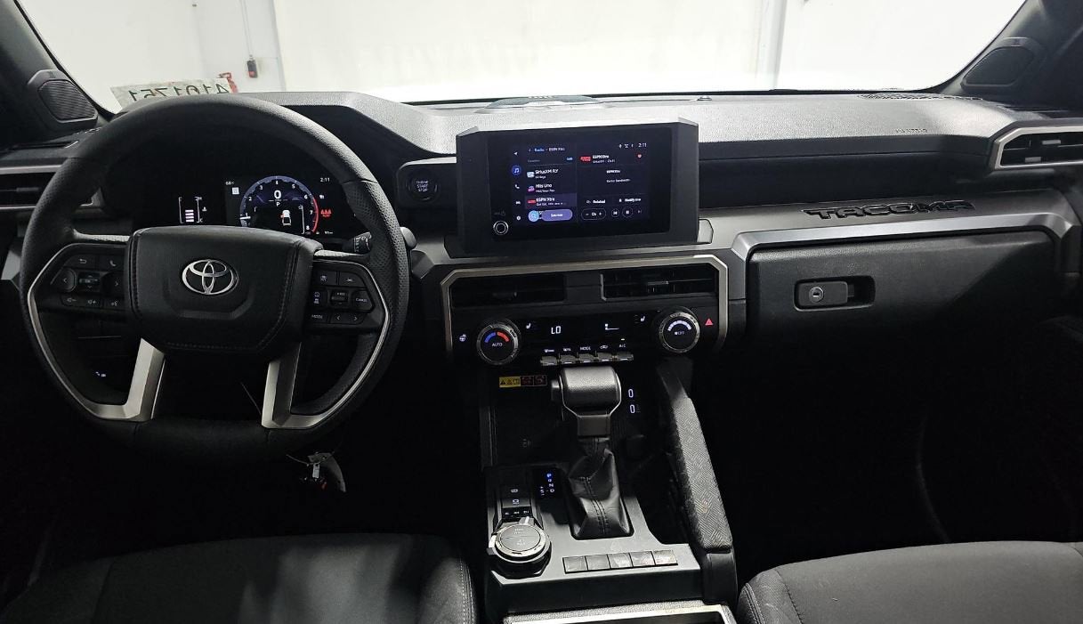 2025 Toyota Tacoma 4WD SR5