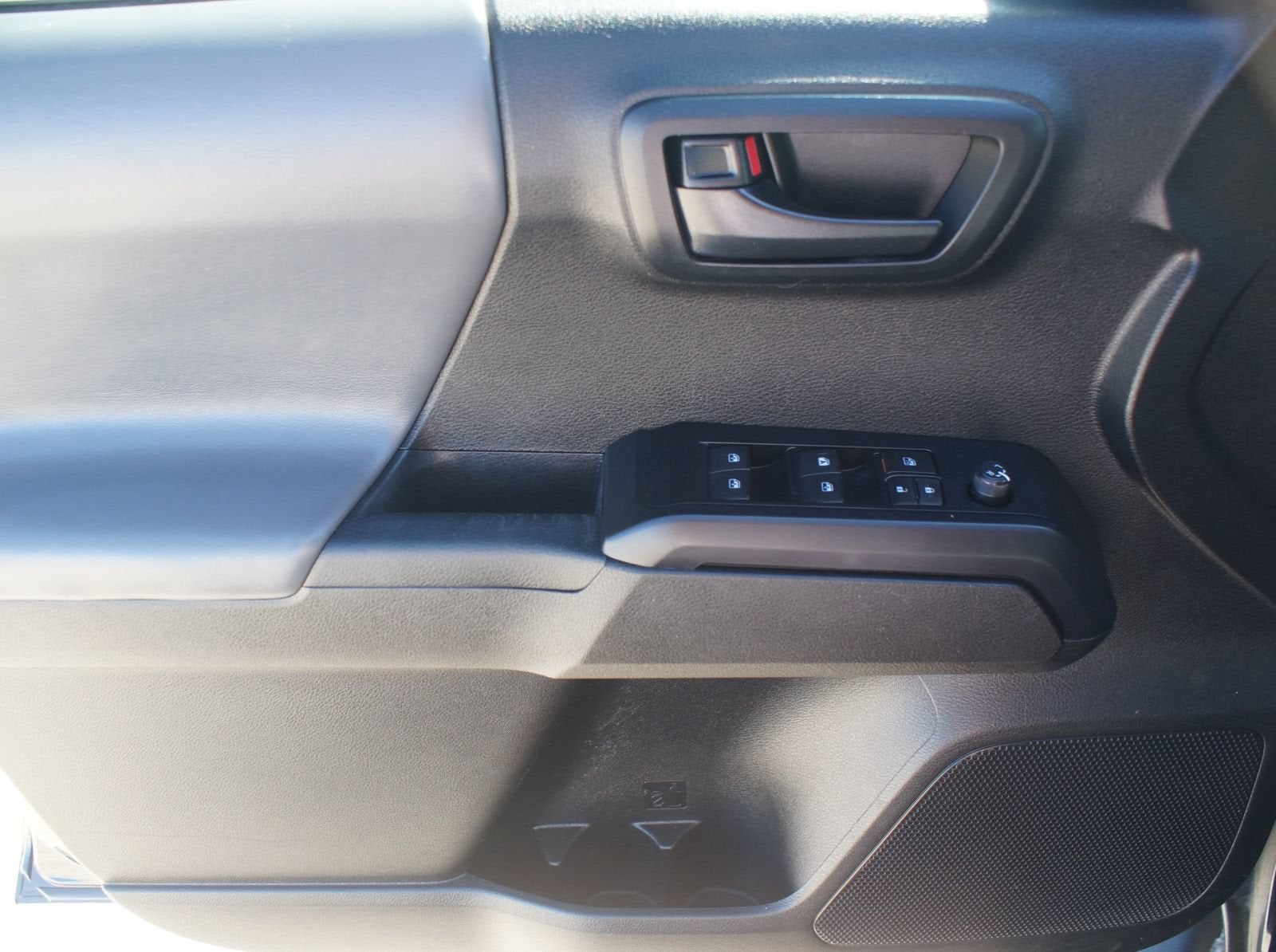 2021 Toyota Tacoma 2WD SR