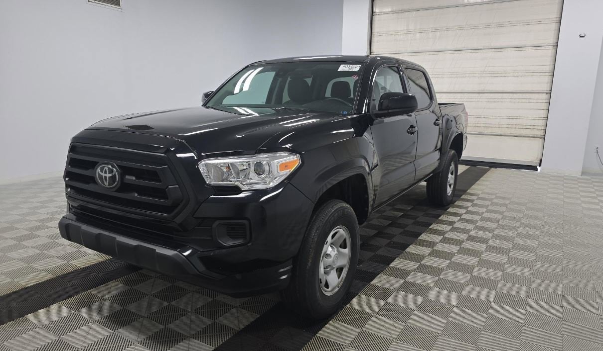 2022 Toyota Tacoma 2WD SR